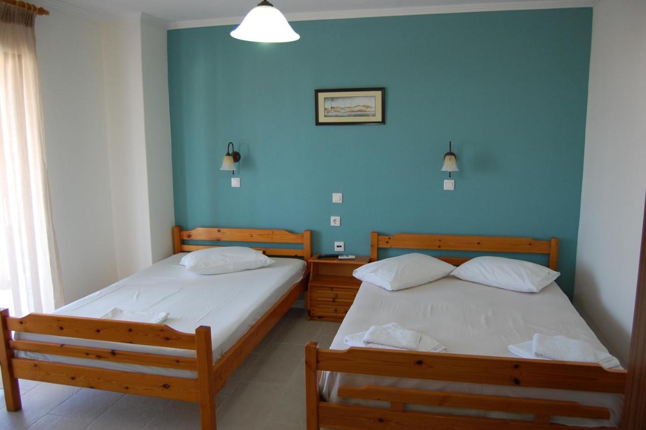 Giorgos Apartments Square เนอาวรัสนา ภายนอก รูปภาพ