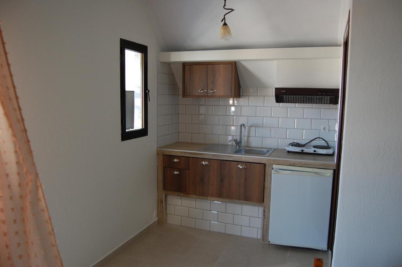 Giorgos Apartments Square เนอาวรัสนา ภายนอก รูปภาพ
